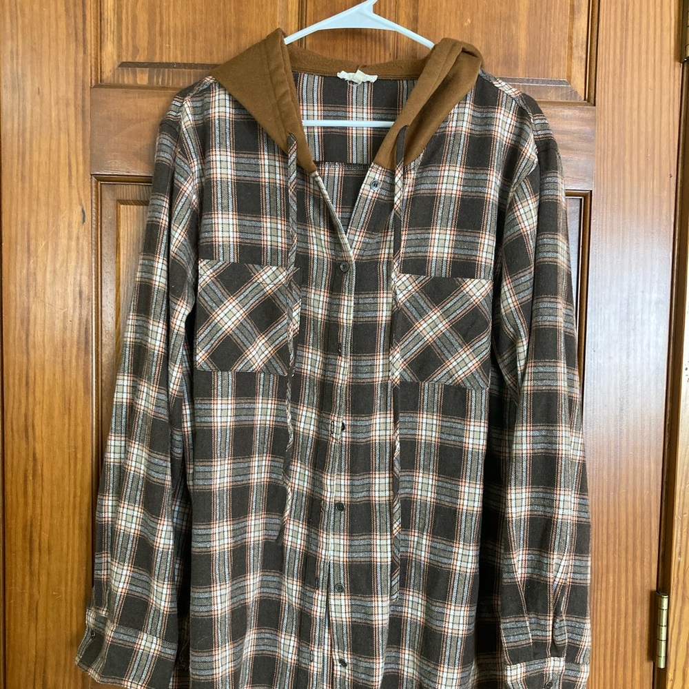 Oversized hooded flannel